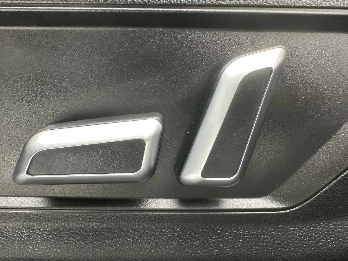 2021 Haval Jolion 1.5T 150HP L4 7DCT,autocango,china used car exporter,china ev exporter,chinese used car exporter,chinese used ev exporter