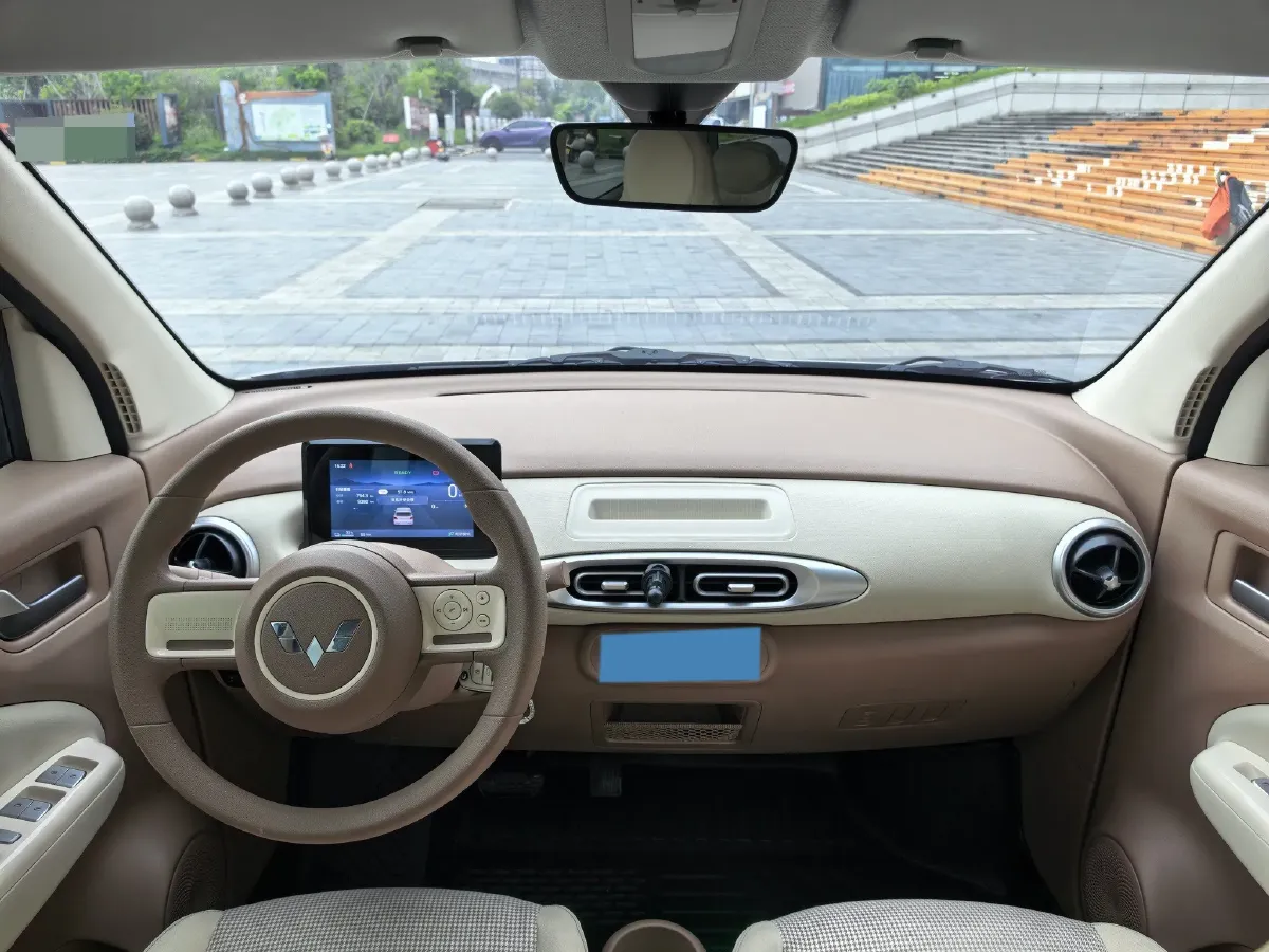 2025 WuLing HongGuang MINI EV BEV 16.2KWH,autocango,china used car exporter,china ev exporter,chinese used car exporter,chinese used ev exporter