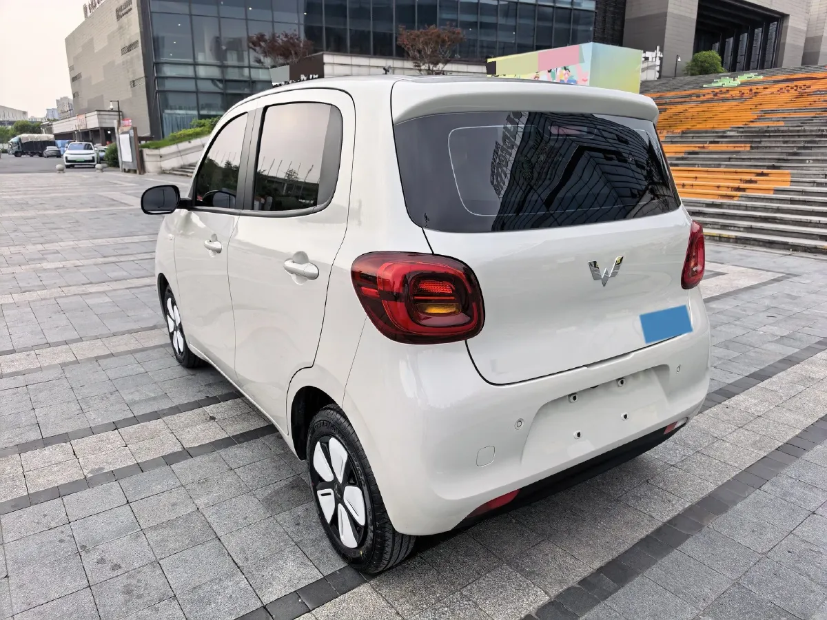 2025 WuLing HongGuang MINI EV BEV 16.2KWH,autocango,china used car exporter,china ev exporter,chinese used car exporter,chinese used ev exporter