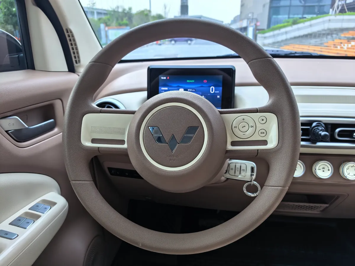 2025 WuLing HongGuang MINI EV BEV 16.2KWH,autocango,china used car exporter,china ev exporter,chinese used car exporter,chinese used ev exporter