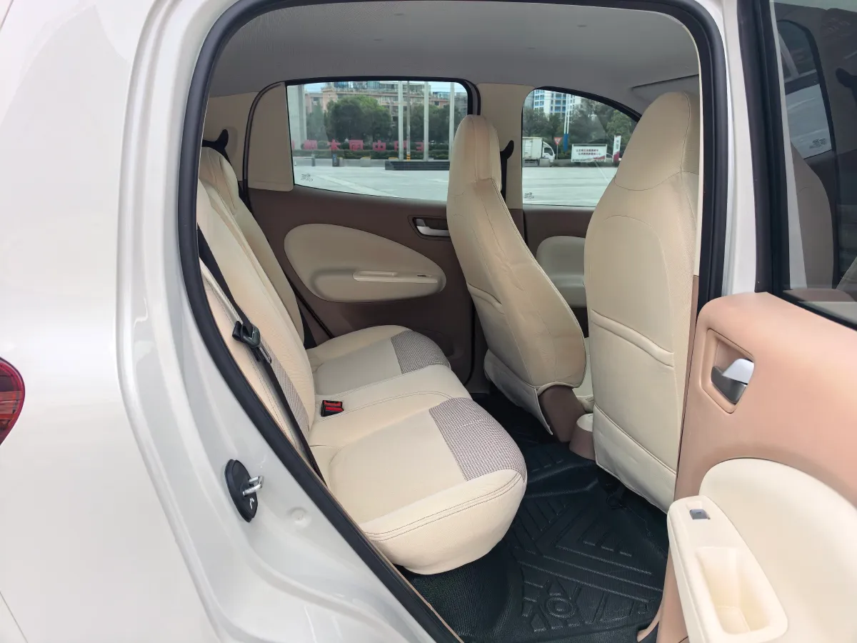 2025 WuLing HongGuang MINI EV BEV 16.2KWH,autocango,china used car exporter,china ev exporter,chinese used car exporter,chinese used ev exporter