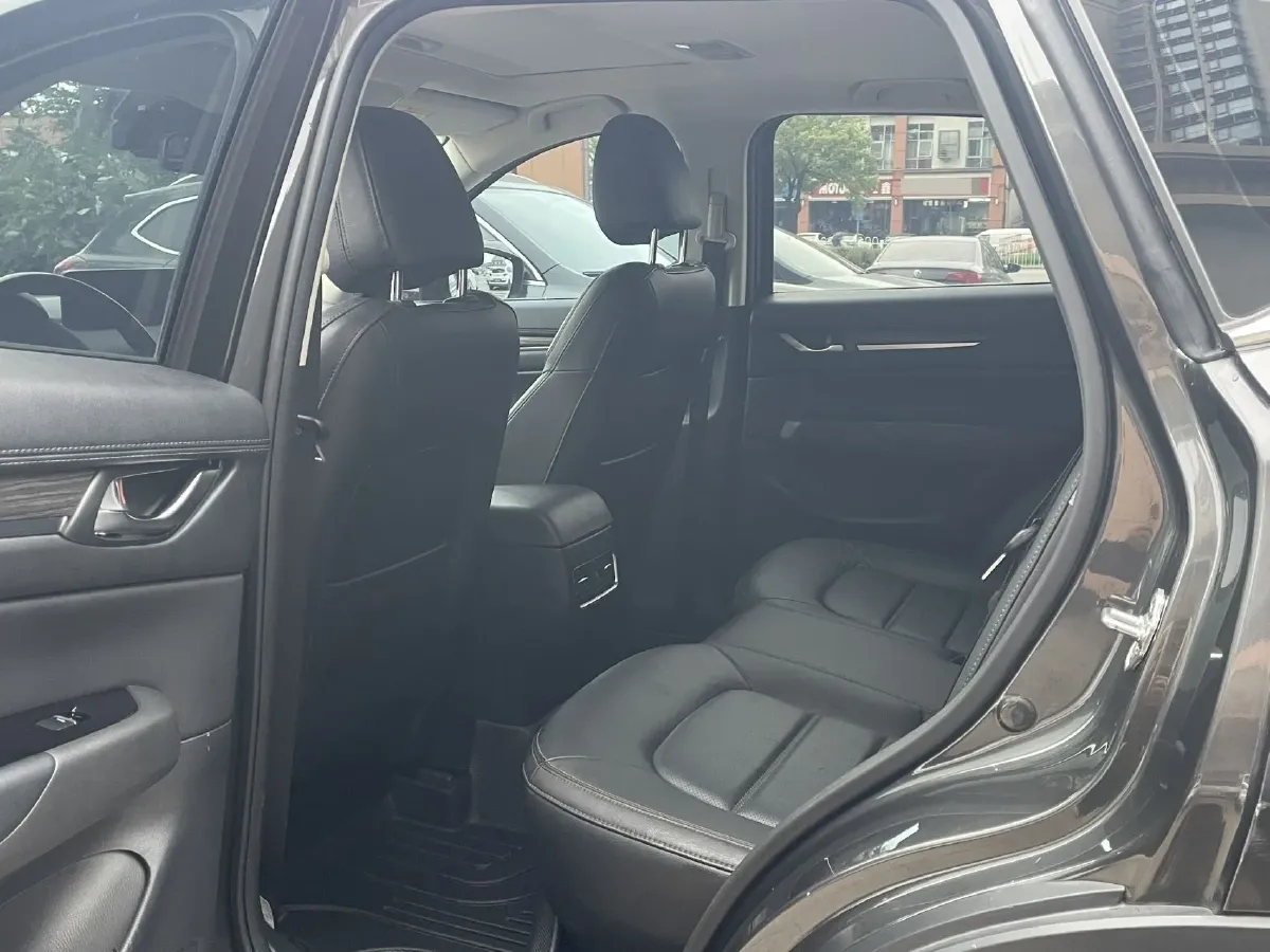 2022 MAXUS XinTu V90 2.0T 150HP L4 6AT,autocango,china used car exporter,china ev exporter,chinese used car exporter,chinese used ev exporter