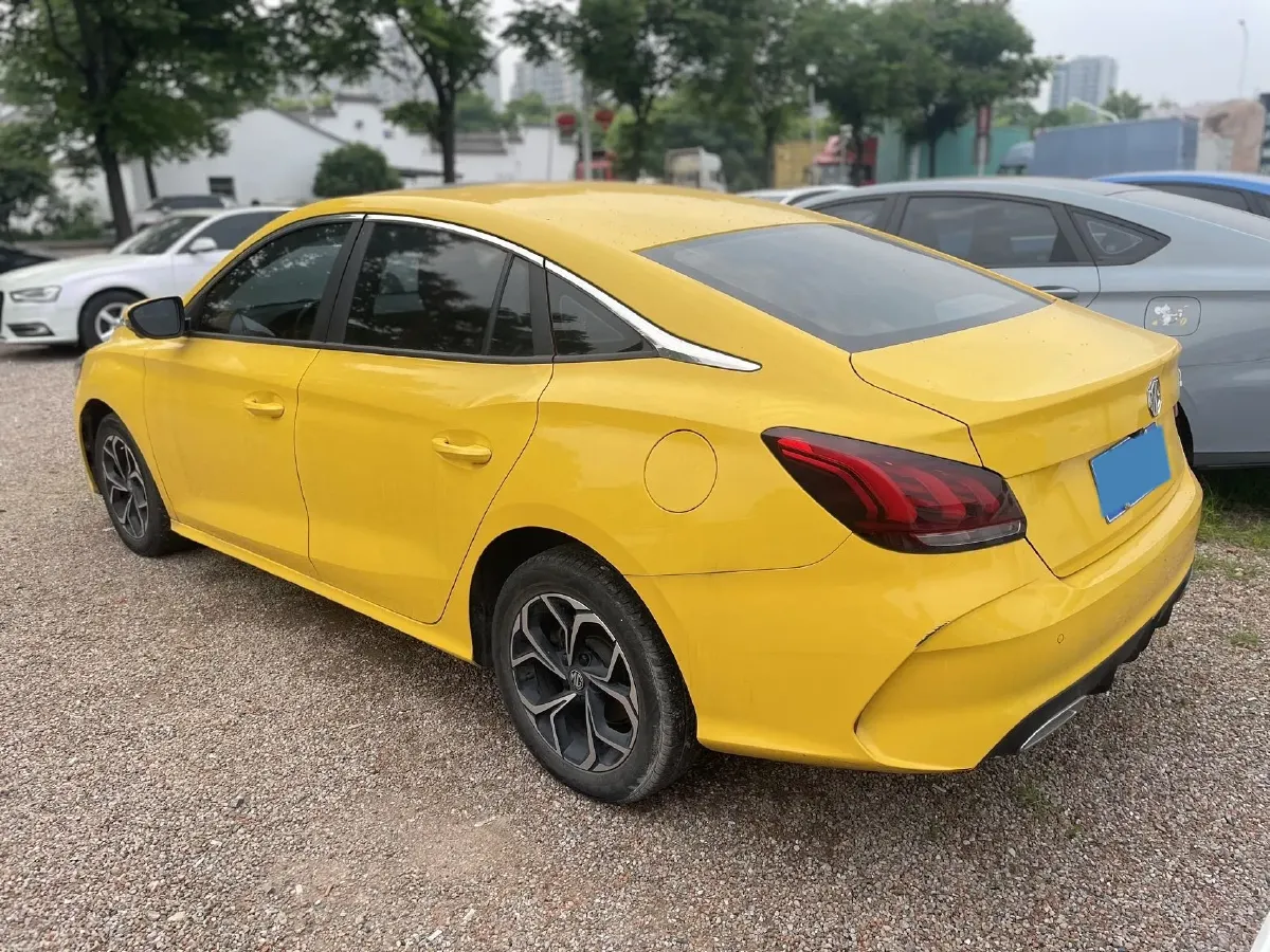 2022 MG 5 1.5L 120HP L4 CVT,autocango,china used car exporter,china ev exporter,chinese used car exporter,chinese used ev exporter