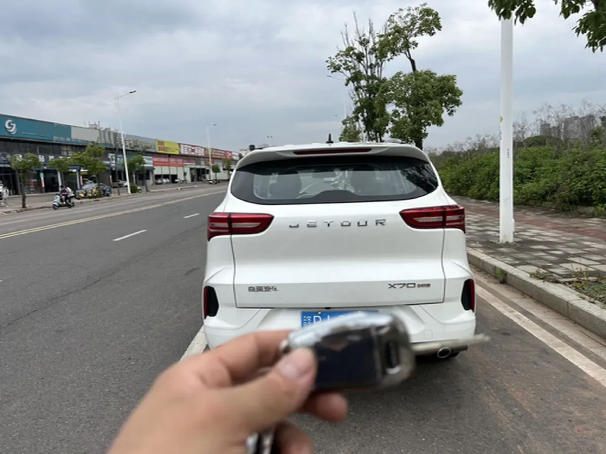 2020 Jetour X70 1.5T 156HP L4 6MT,autocango,china used car exporter,china ev exporter,chinese used car exporter,chinese used ev exporter