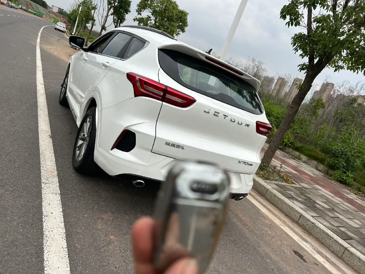 2020 Jetour X70 1.5T 156HP L4 6MT,autocango,china used car exporter,china ev exporter,chinese used car exporter,chinese used ev exporter