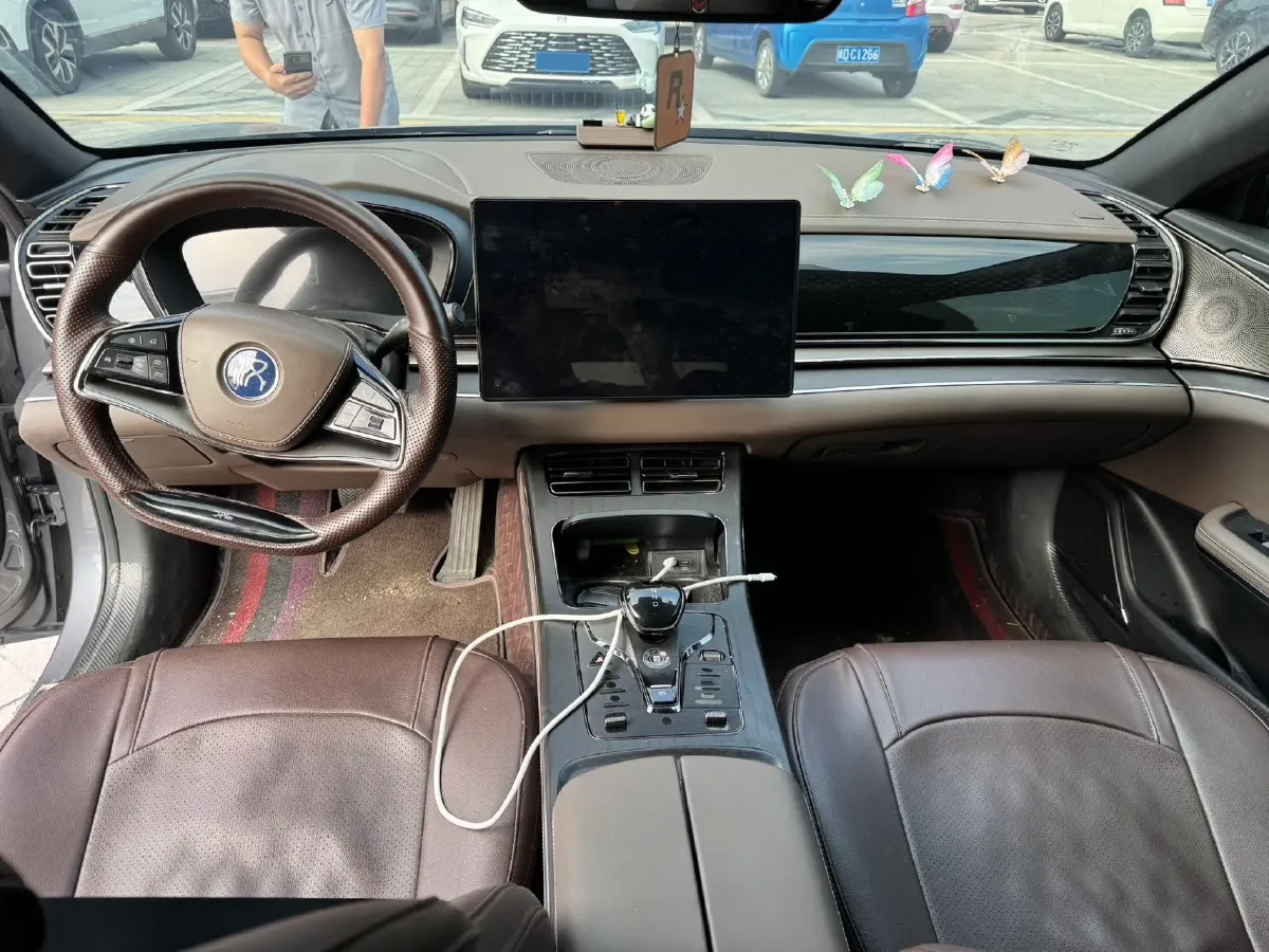 2020 BYD Han BEV 76.9KWH,autocango,china used car exporter,china ev exporter,chinese used car exporter,chinese used ev exporter