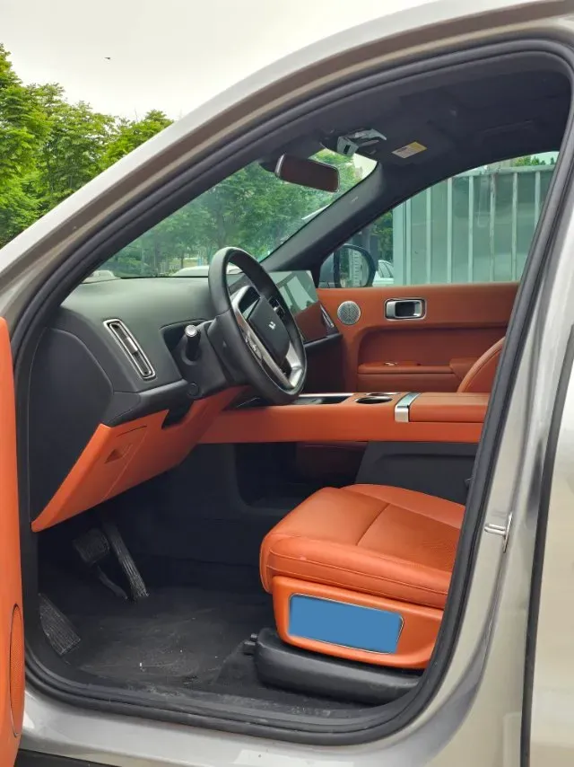 2024 Toyota Granvia 2.5L 189HP L4 E-CVT Hybrid,autocango,china used car exporter,china ev exporter,chinese used car exporter,chinese used ev exporter