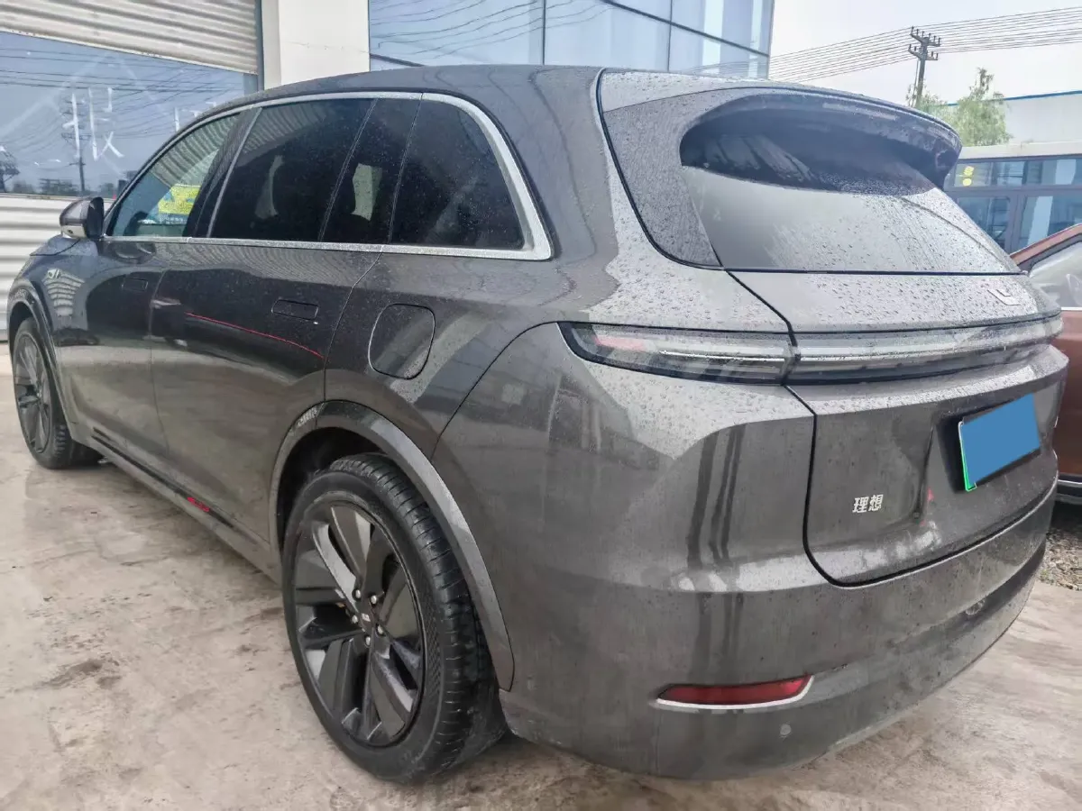 2024 Li L8 Range Extended 154HP REEV 52.3KWH,autocango,china used car exporter,china ev exporter,chinese used car exporter,chinese used ev exporter