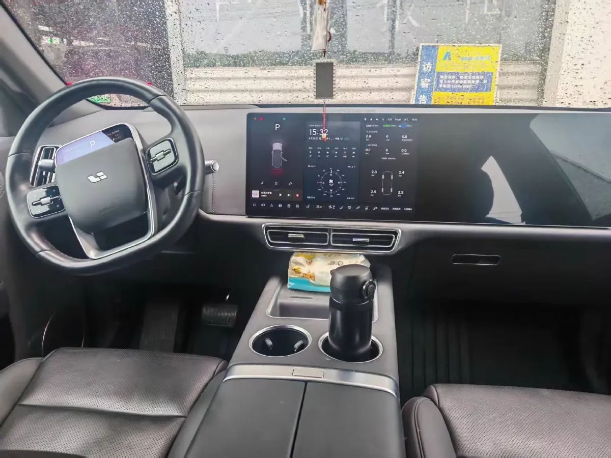 2024 Li L8 Range Extended 154HP REEV 52.3KWH,autocango,china used car exporter,china ev exporter,chinese used car exporter,chinese used ev exporter