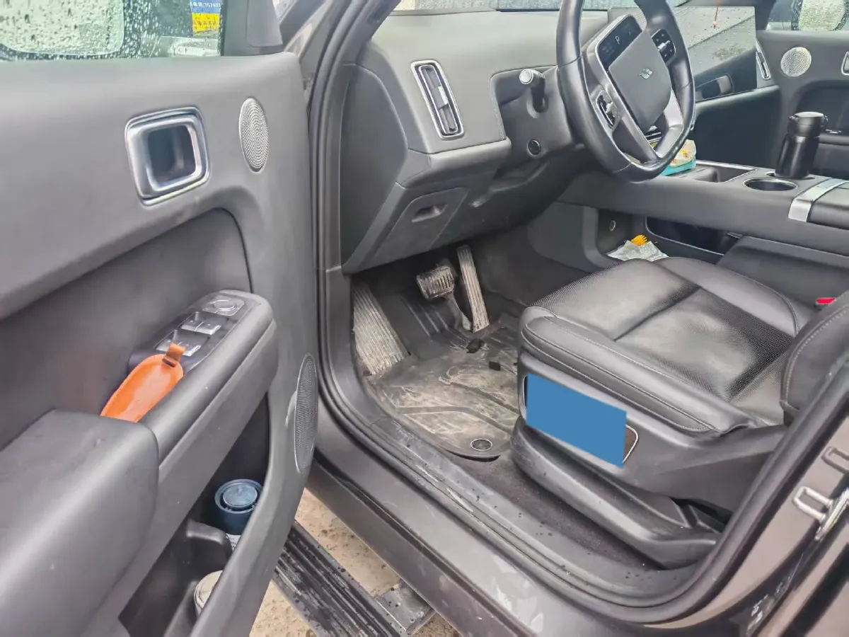 2024 Li L8 Range Extended 154HP REEV 52.3KWH,autocango,china used car exporter,china ev exporter,chinese used car exporter,chinese used ev exporter