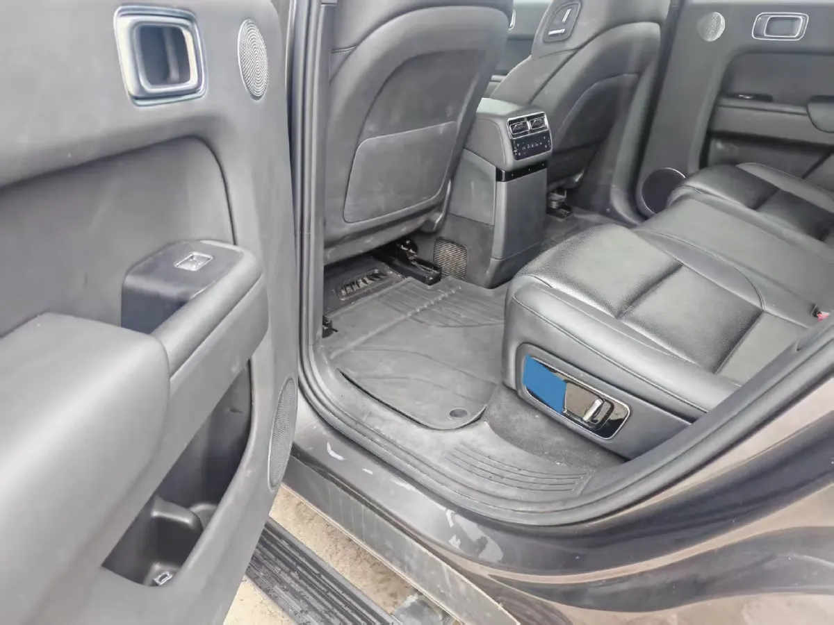 2024 Li L8 Range Extended 154HP REEV 52.3KWH,autocango,china used car exporter,china ev exporter,chinese used car exporter,chinese used ev exporter