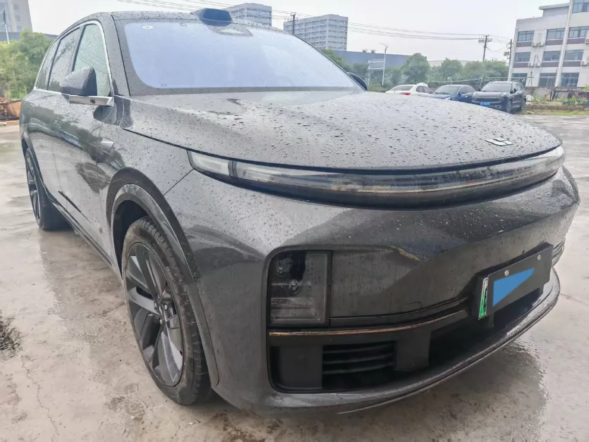 2024 Li L8 Range Extended 154HP REEV 52.3KWH,autocango,china used car exporter,china ev exporter,chinese used car exporter,chinese used ev exporter