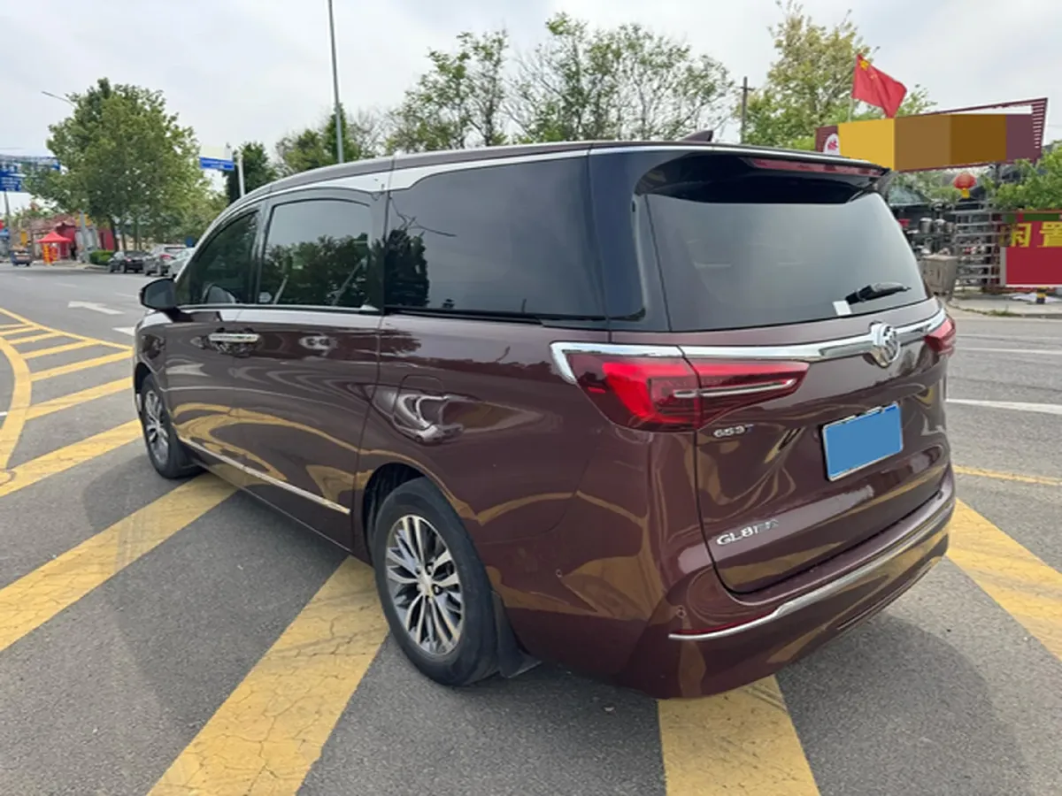 2022 Buick GL8 2.0T 237HP L4 9AT,autocango,china used car exporter,china ev exporter,chinese used car exporter,chinese used ev exporter