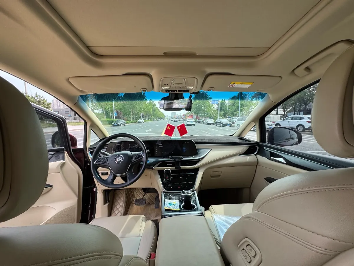 2022 Buick GL8 2.0T 237HP L4 9AT,autocango,china used car exporter,china ev exporter,chinese used car exporter,chinese used ev exporter