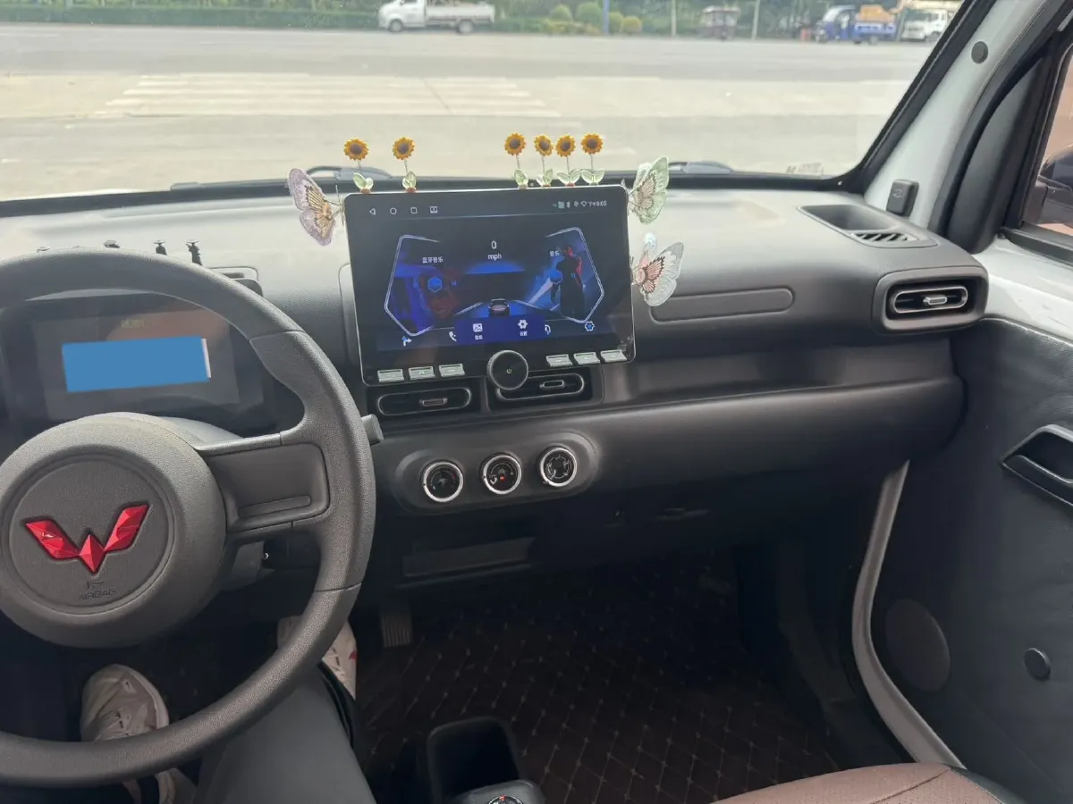 2025 WuLing ZhiGuang BEV 17.7KWH,autocango,china used car exporter,china ev exporter,chinese used car exporter,chinese used ev exporter