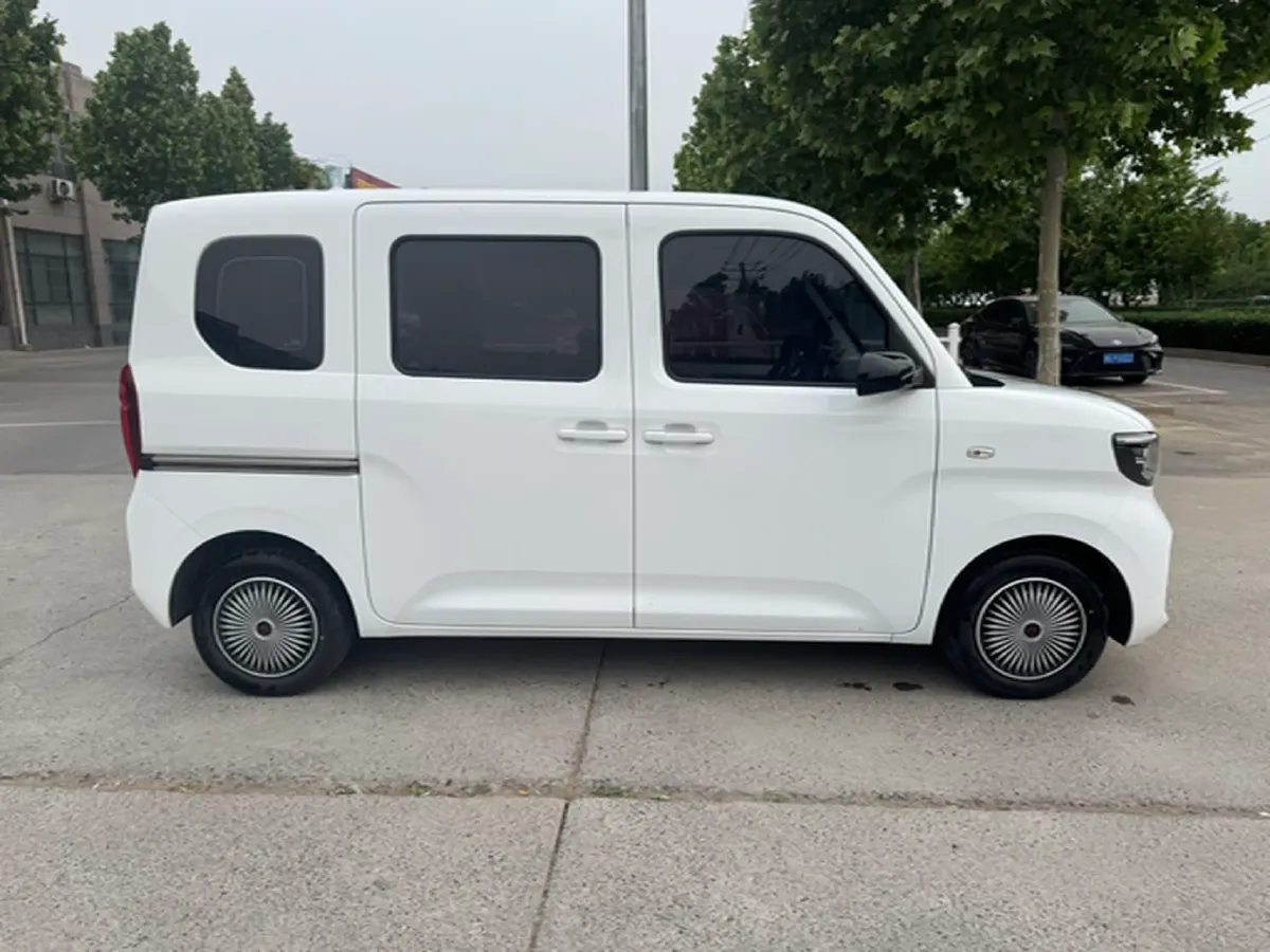 2025 WuLing ZhiGuang BEV 17.7KWH,autocango,china used car exporter,china ev exporter,chinese used car exporter,chinese used ev exporter