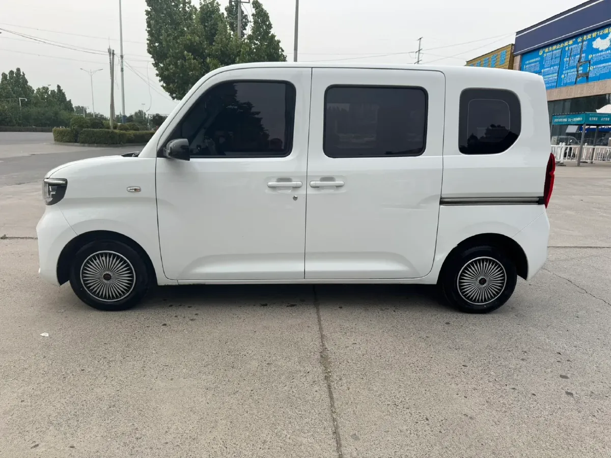 2025 WuLing ZhiGuang BEV 17.7KWH,autocango,china used car exporter,china ev exporter,chinese used car exporter,chinese used ev exporter