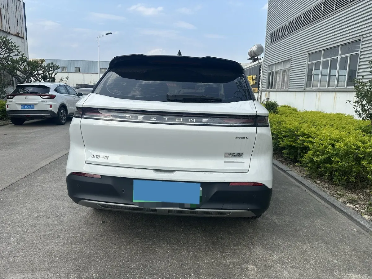 2025 Bestune YueYi 07 1.5T 150HP L4 1DHT PHEV,autocango,china used car exporter,china ev exporter,chinese used car exporter,chinese used ev exporter