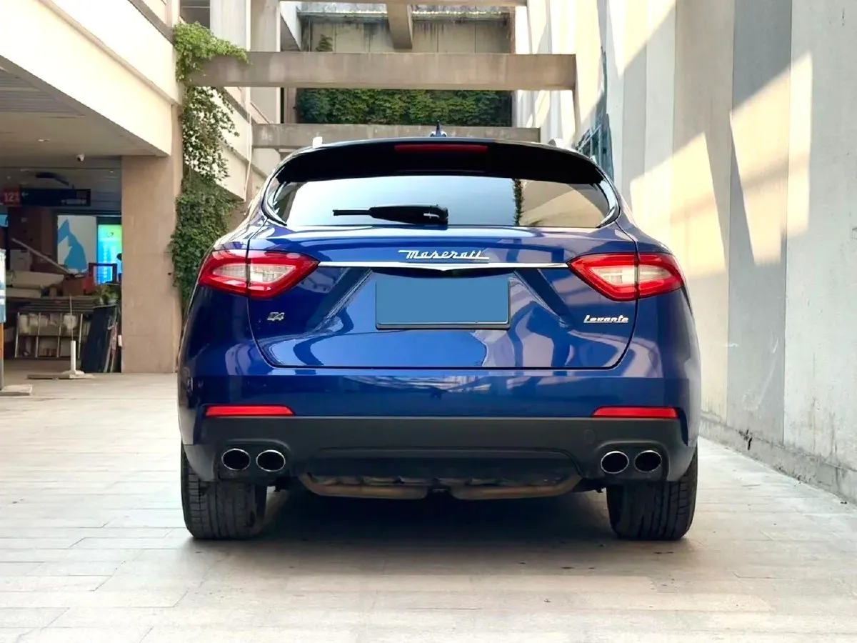 2018 Maserati Levante 3.0T 350HP V6 8AT,autocango,china used car exporter,china ev exporter,chinese used car exporter,chinese used ev exporter