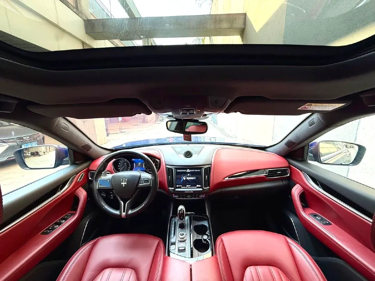 2018 Maserati Levante 3.0T 350HP V6 8AT,autocango,china used car exporter,china ev exporter,chinese used car exporter,chinese used ev exporter