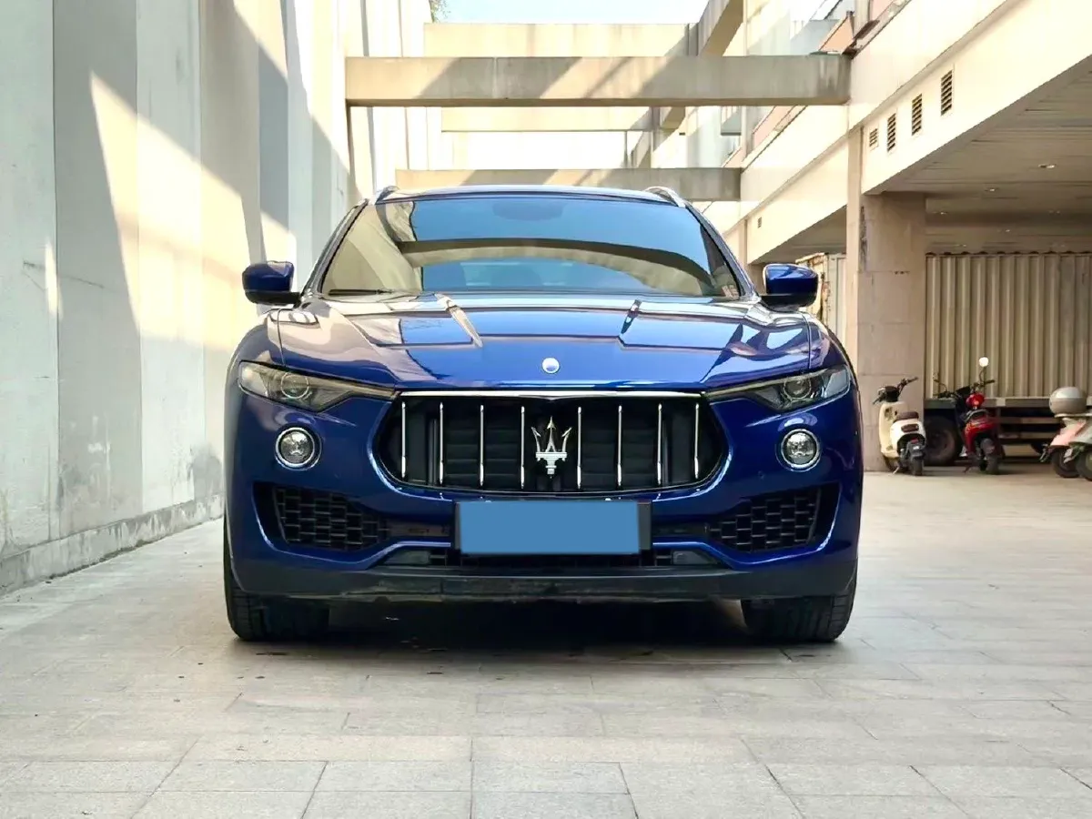 2018 Maserati Levante 3.0T 350HP V6 8AT,autocango,china used car exporter,china ev exporter,chinese used car exporter,chinese used ev exporter