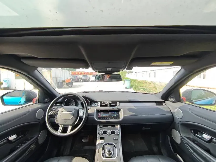 2018 Land Rover Range Rover Evoque 2.0T 241HP L4 9AT,autocango,china used car exporter,china ev exporter,chinese used car exporter,chinese used ev exporter