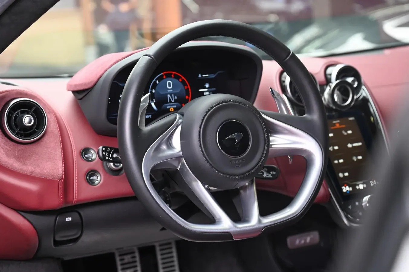 2023 McLaren GT 4.0T 620HP V8 7DCT,autocango,china used car exporter,china ev exporter,chinese used car exporter,chinese used ev exporter