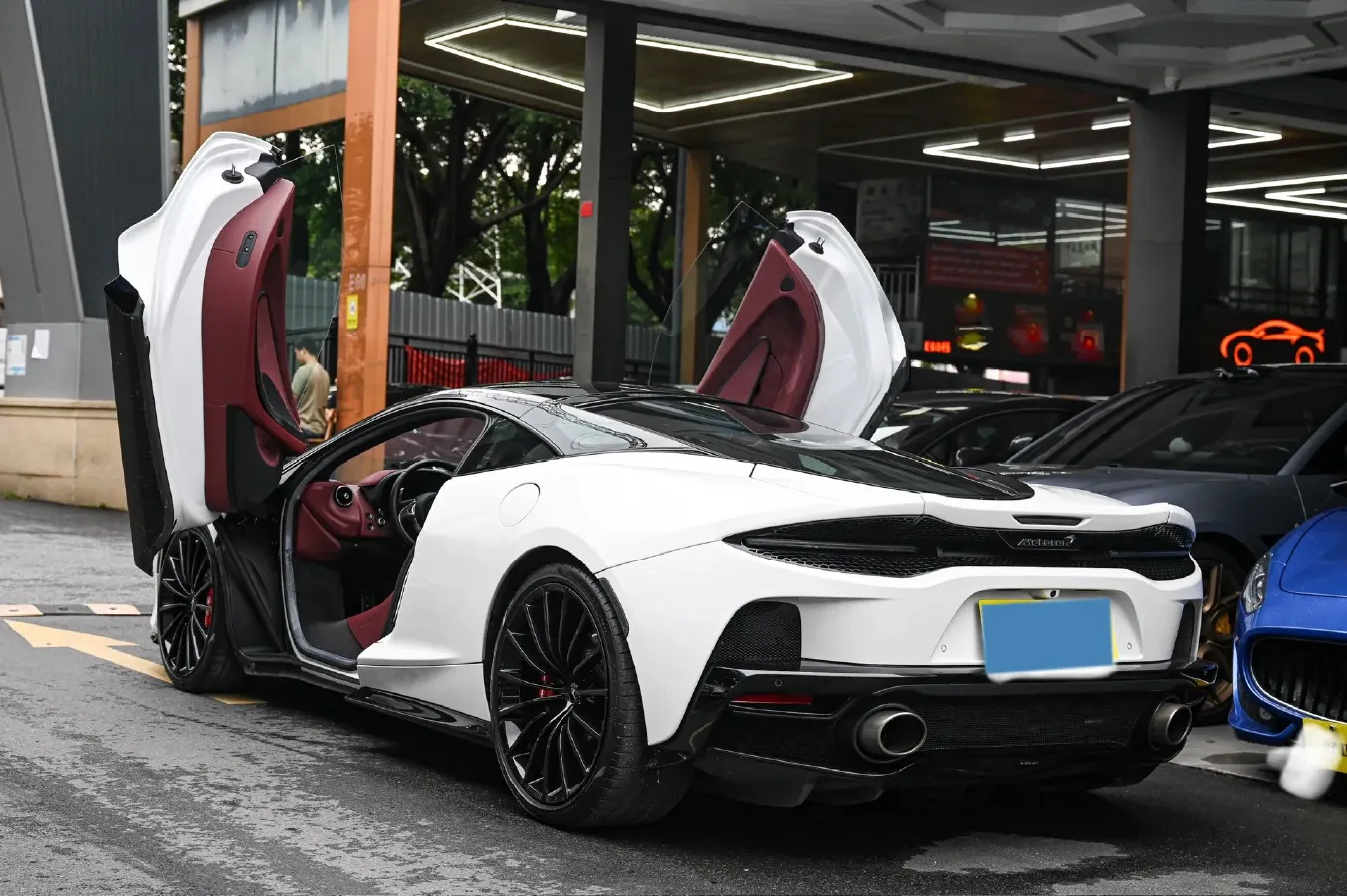 2023 McLaren GT 4.0T 620HP V8 7DCT,autocango,china used car exporter,china ev exporter,chinese used car exporter,chinese used ev exporter