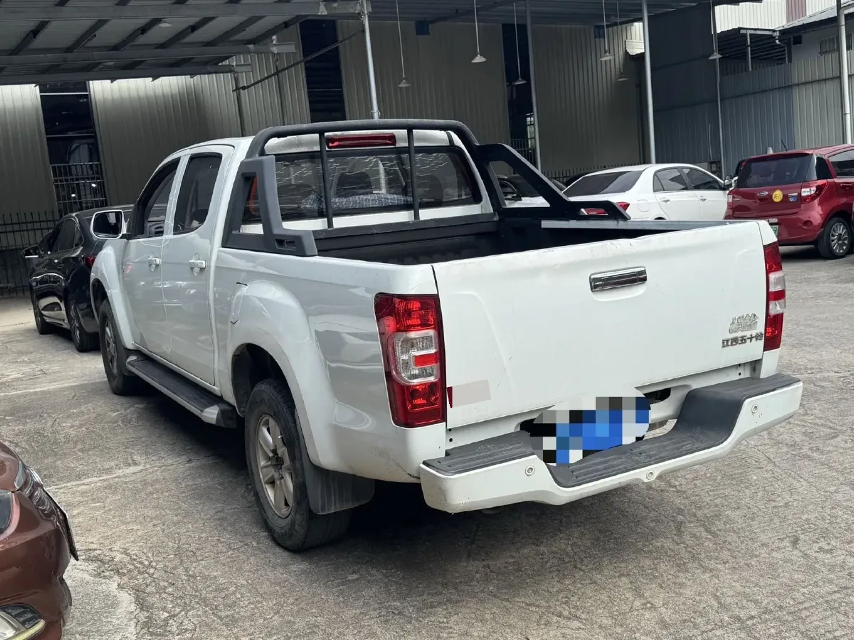2018 Isuzu RE-MAX Jim 2.8T 116HP L4 5MT,autocango,china used car exporter,china ev exporter,chinese used car exporter,chinese used ev exporter
