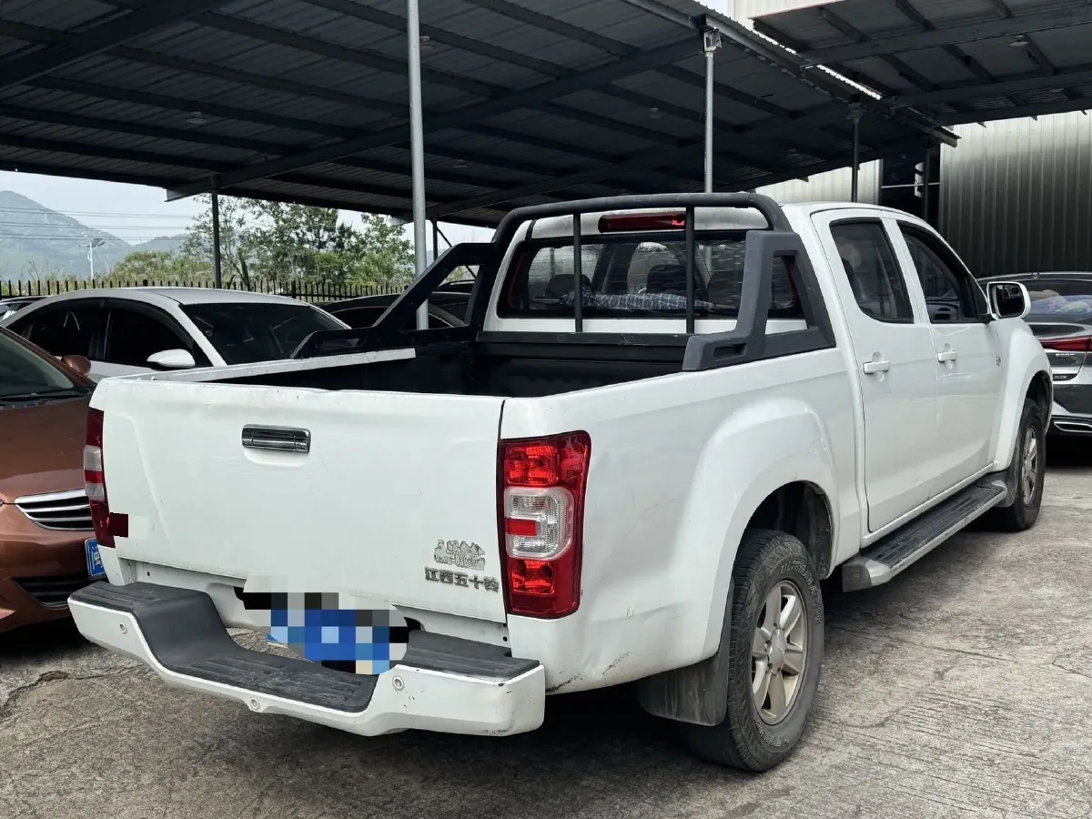 2018 Isuzu RE-MAX Jim 2.8T 116HP L4 5MT,autocango,china used car exporter,china ev exporter,chinese used car exporter,chinese used ev exporter