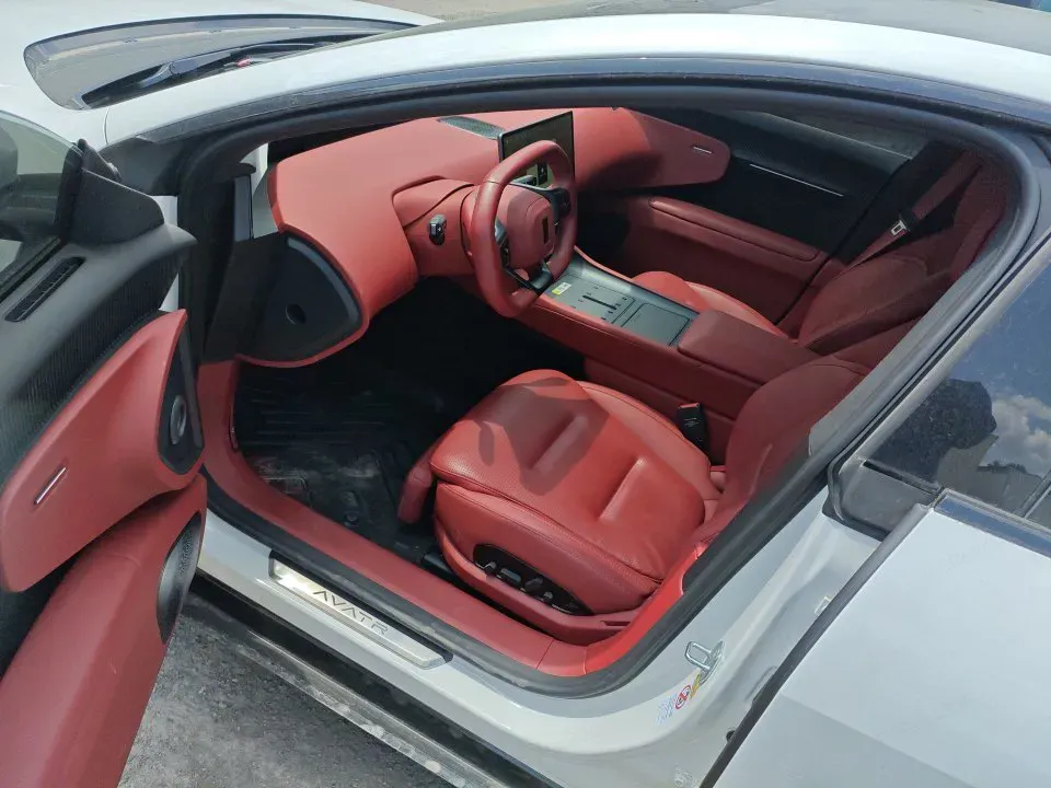 2025 Avatr 12 1.5T 156HP L4 REEV 39.05KWH,autocango,china used car exporter,china ev exporter,chinese used car exporter,chinese used ev exporter