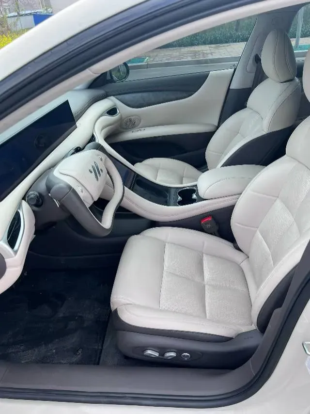 2024 IM L6 BEV 75KWH,autocango,china used car exporter,china ev exporter,chinese used car exporter,chinese used ev exporter