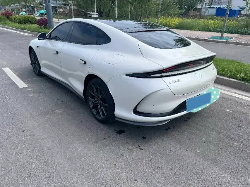 2024 IM L6 BEV 75KWH,autocango,china used car exporter,china ev exporter,chinese used car exporter,chinese used ev exporter