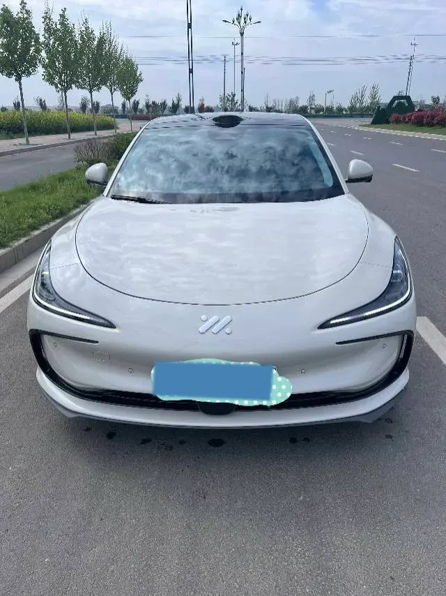 2024 IM L6 BEV 75KWH,autocango,china used car exporter,china ev exporter,chinese used car exporter,chinese used ev exporter