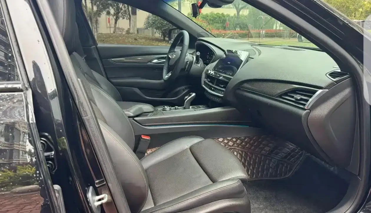 2021 Cadillac CT5 2.0T 237HP L4 10AT,autocango,china used car exporter,china ev exporter,chinese used car exporter,chinese used ev exporter