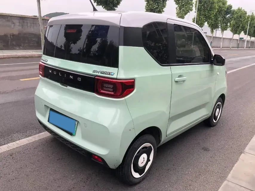 2021 WuLing HongGuang MINI EV BEV 13.8KWH,autocango,china used car exporter,china ev exporter,chinese used car exporter,chinese used ev exporter