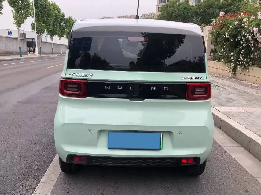 2021 WuLing HongGuang MINI EV BEV 13.8KWH,autocango,china used car exporter,china ev exporter,chinese used car exporter,chinese used ev exporter
