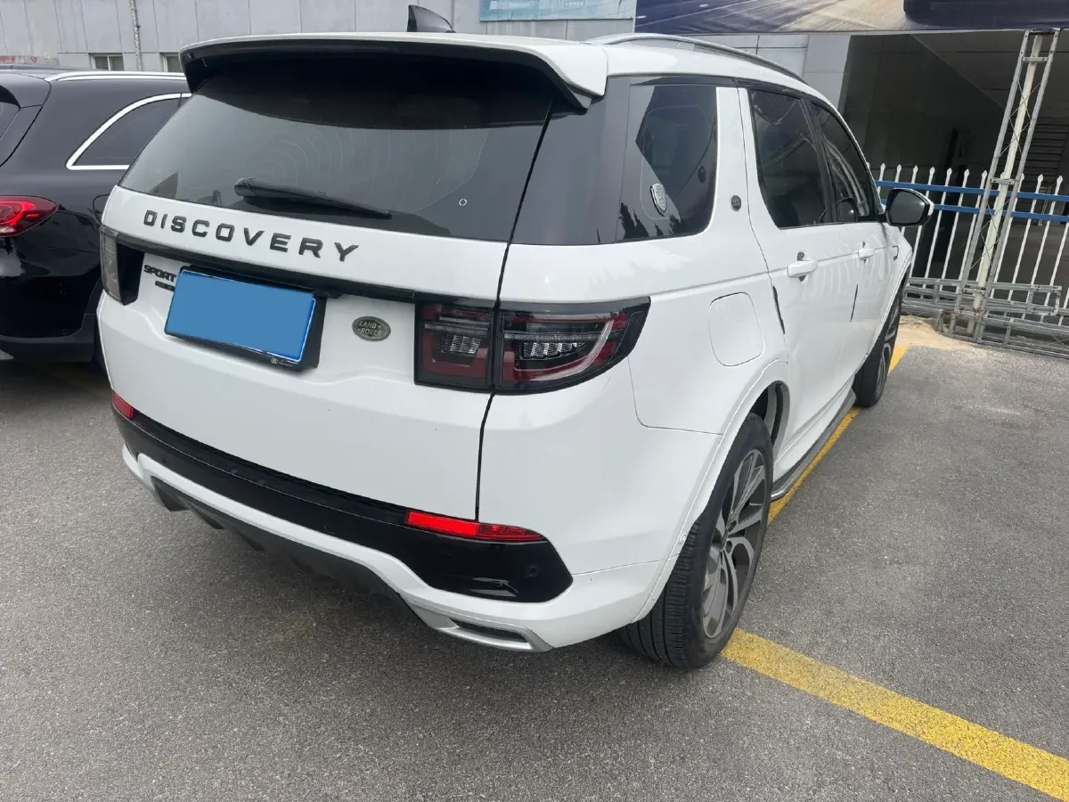 2021 Land Rover Discovery Sport 2.0T 249HP L4 9AT,autocango,china used car exporter,china ev exporter,chinese used car exporter,chinese used ev exporter