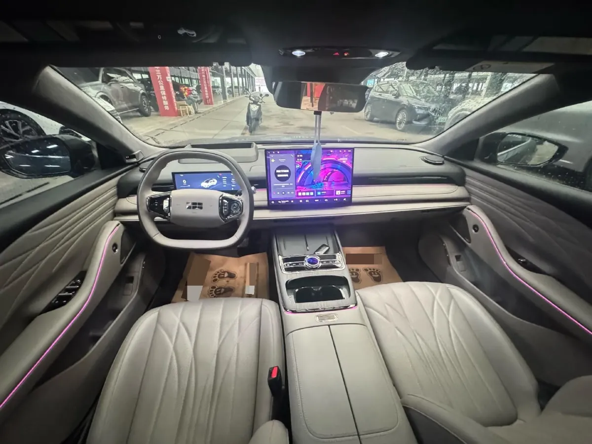 2025 Geely Galaxy Starshine 8 1.5T 163HP L4 3DHT PHEV 27.69KWH,autocango,china used car exporter,china ev exporter,chinese used car exporter,chinese used ev exporter