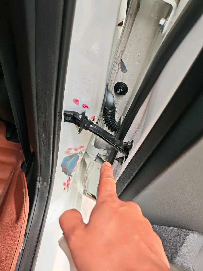 2022 WuLing ZhengChen 2.0L 136HP L4 6MT,autocango,china used car exporter,china ev exporter,chinese used car exporter,chinese used ev exporter