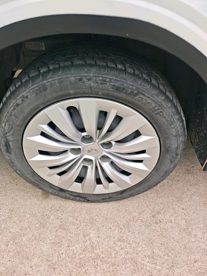 2022 WuLing ZhengChen 2.0L 136HP L4 6MT,autocango,china used car exporter,china ev exporter,chinese used car exporter,chinese used ev exporter