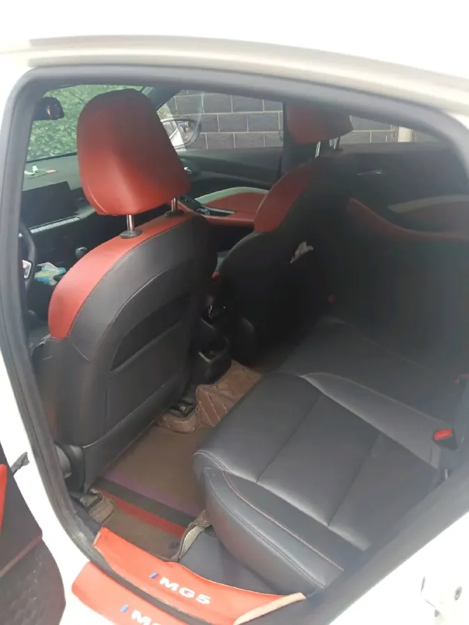 2022 MG 5 1.5L 120HP L4 5MT,autocango,china used car exporter,china ev exporter,chinese used car exporter,chinese used ev exporter
