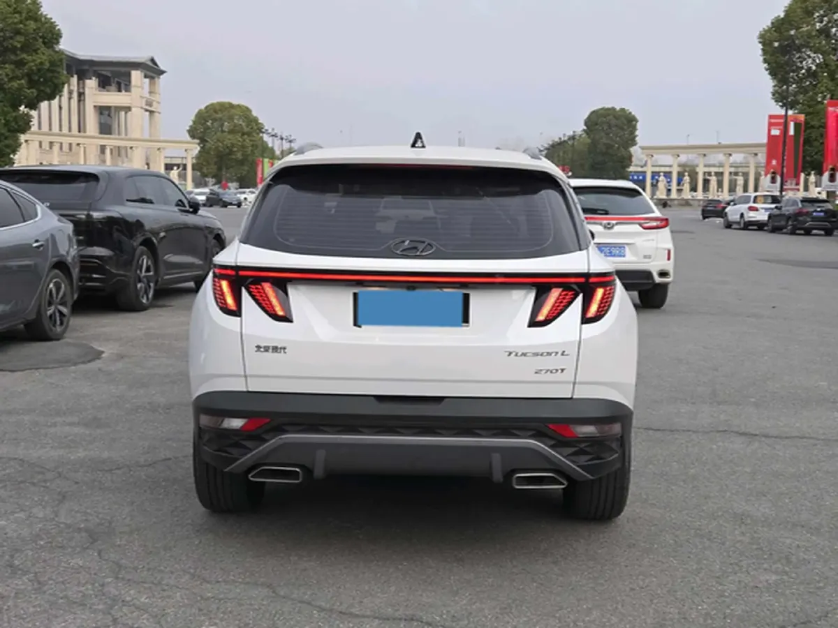 2023 Hyundai Tucson 1.5T 200HP L4 8AT,autocango,china used car exporter,china ev exporter,chinese used car exporter,chinese used ev exporter
