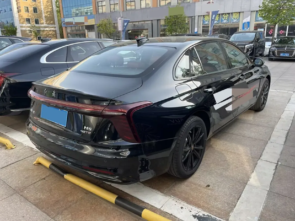 2025 HongQi H5 1.5T 169HP L4 1DHT Hybrid,autocango,china used car exporter,china ev exporter,chinese used car exporter,chinese used ev exporter