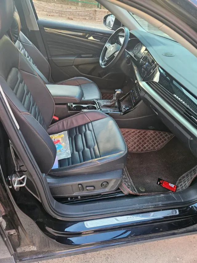 2021 Volkswagen Passat 2.0T 186HP L4 7DCT,autocango,china used car exporter,china ev exporter,chinese used car exporter,chinese used ev exporter