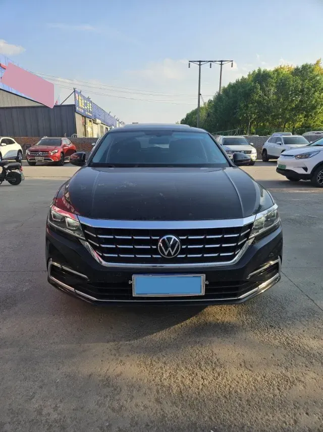 2021 Volkswagen Passat 2.0T 186HP L4 7DCT,autocango,china used car exporter,china ev exporter,chinese used car exporter,chinese used ev exporter