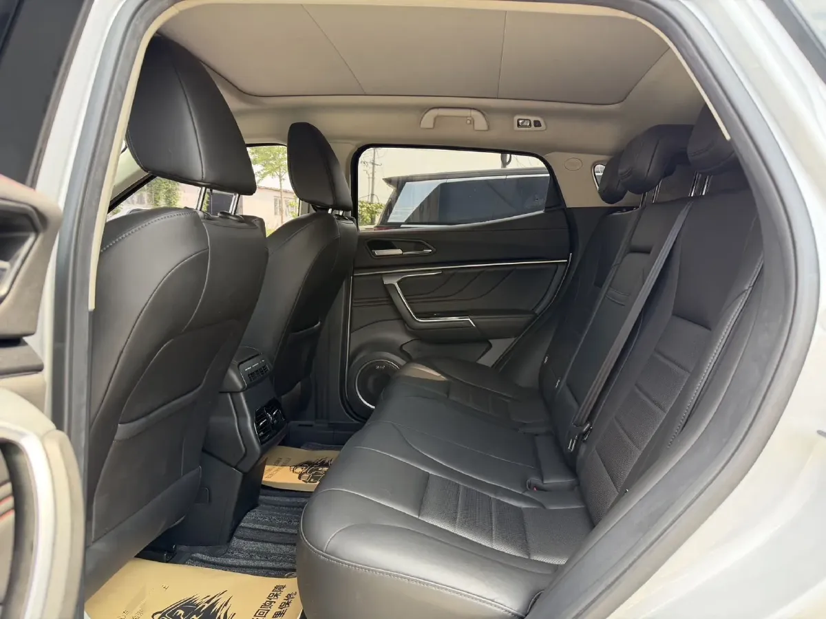 2017 WEY VV5 2.0T 197HP L4 7DCT,autocango,china used car exporter,china ev exporter,chinese used car exporter,chinese used ev exporter