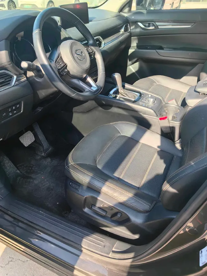 2022 MAXUS XinTu V90 2.0T 150HP L4 6AT,autocango,china used car exporter,china ev exporter,chinese used car exporter,chinese used ev exporter