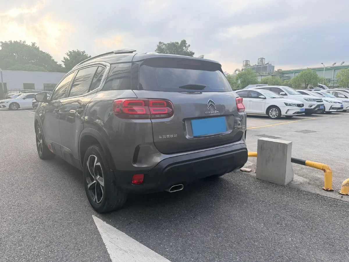 2020 Citroen C5 Aircross 1.6T 170HP L4 6AT,autocango,china used car exporter,china ev exporter,chinese used car exporter,chinese used ev exporter
