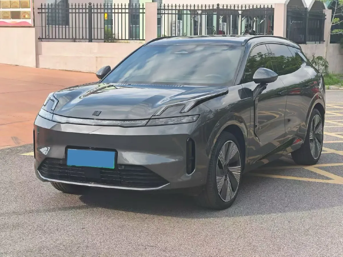 2023 LYNK&CO 08 EM-P 1.5T 163HP L4 3DHT PHEV 39.8KWH,autocango,china used car exporter,china ev exporter,chinese used car exporter,chinese used ev exporter